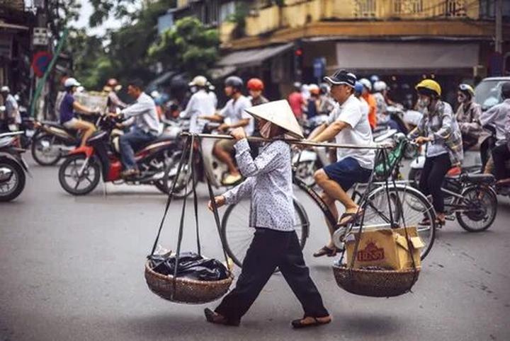 Hotspot Matrix: Cánh cửa vàng cho Nghệ sĩ Đường phố